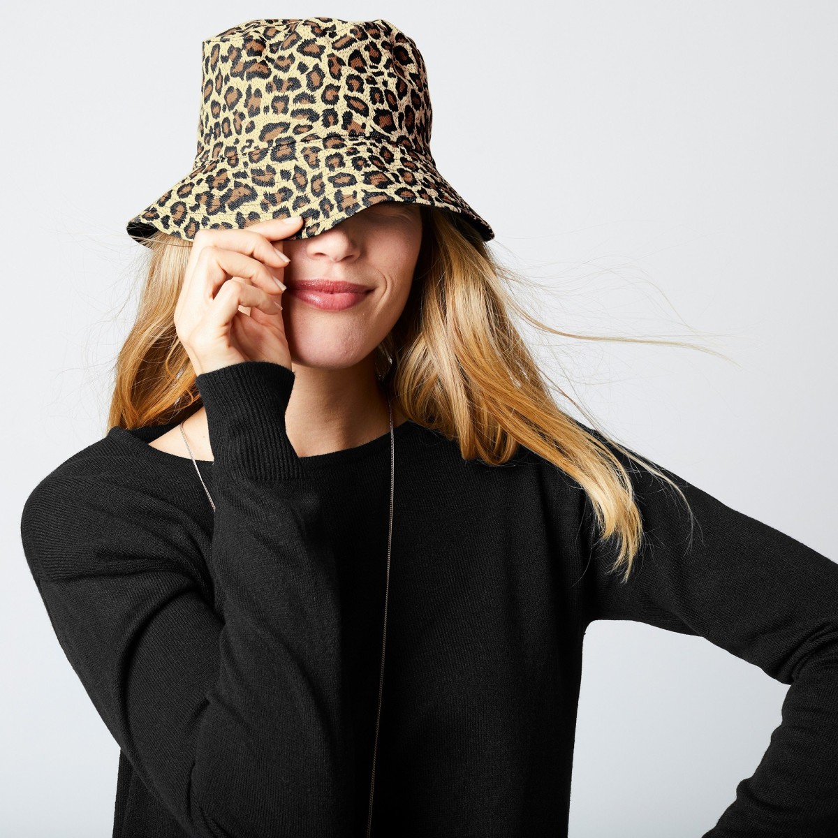 Obojstranný klobúk do dažďa leopardí vzor/čierna